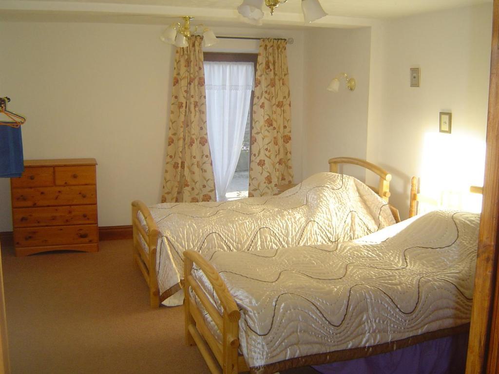 Common Barn Farm B & B Маклсфилд Номер фото
